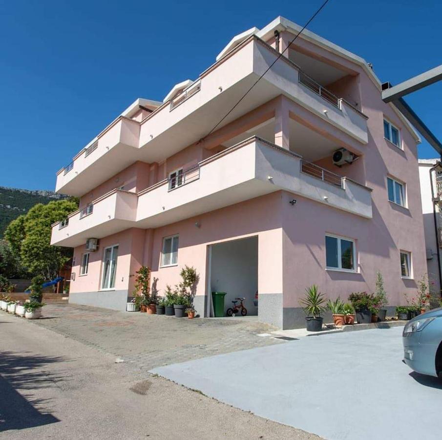 Villa Apartments Brecic 1 Kaštela Extérieur photo